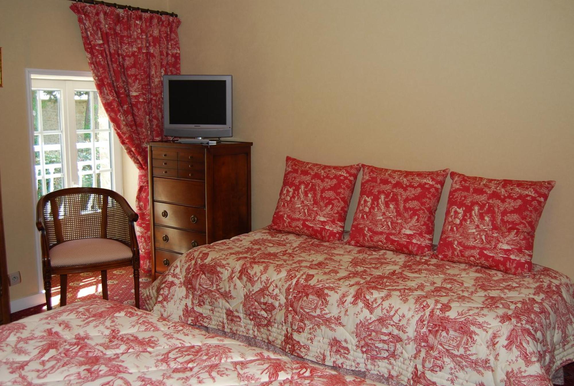 Hostellerie De La Motte Jean Saint-Coulomb Kültér fotó