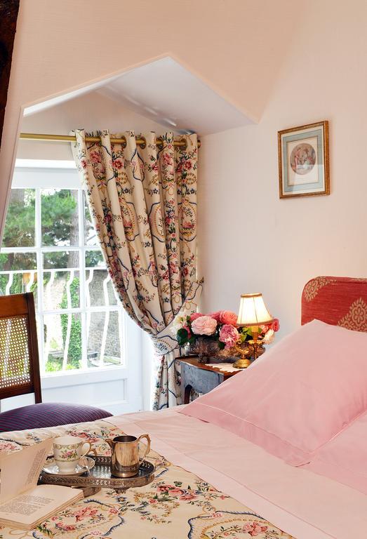 Hostellerie De La Motte Jean Saint-Coulomb Kültér fotó