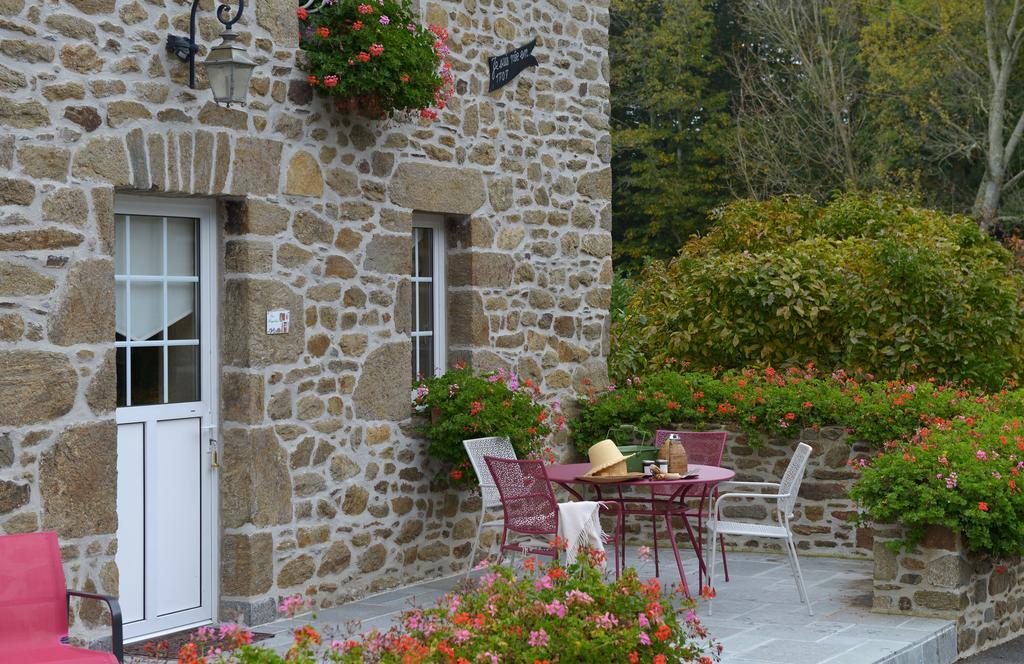 Hostellerie De La Motte Jean Saint-Coulomb Kültér fotó